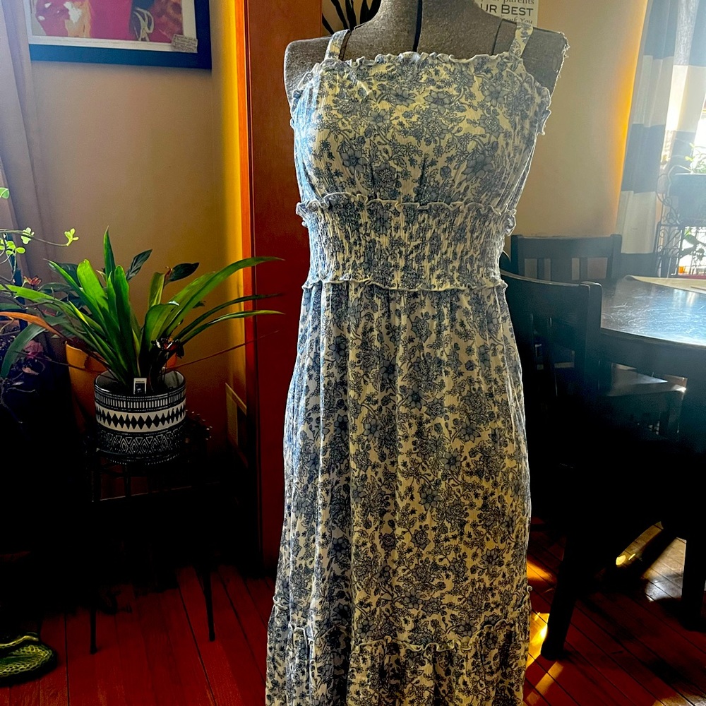 Maxi sundress Sz L